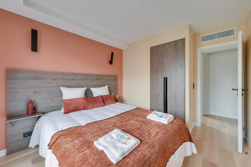 182 Two - Superb In Apartament